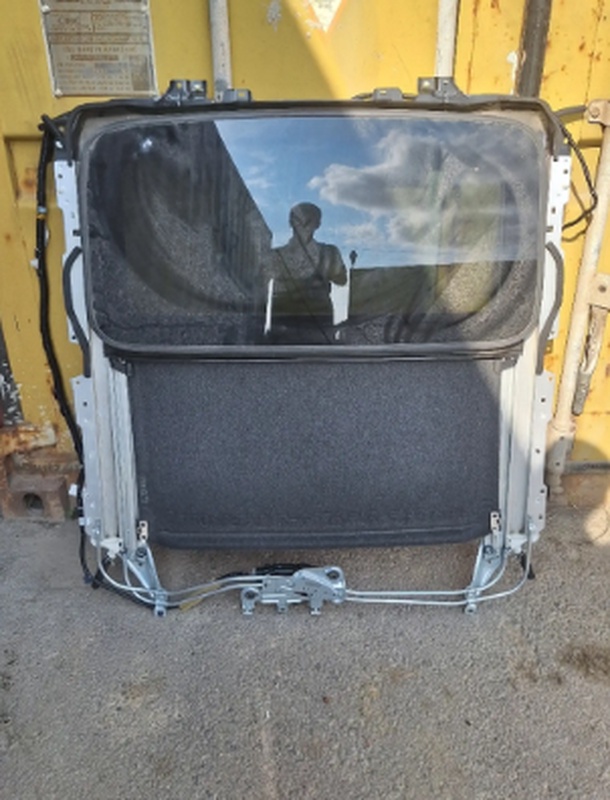 Люк Honda
